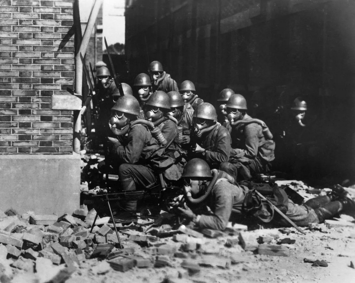 Full-scale war with China historical image 1