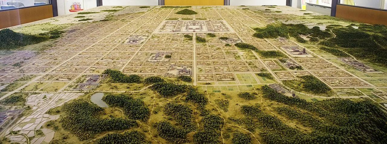 The court moves to Fujiwara-kyō historical image 1